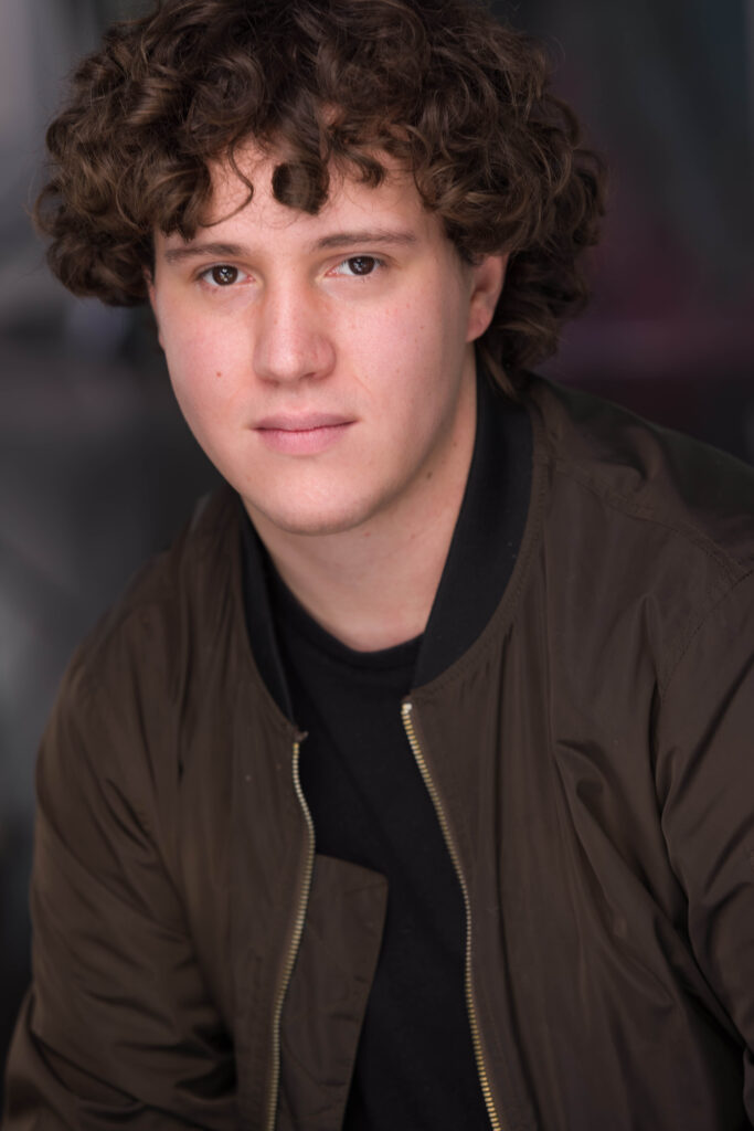 noah reilly headshot 1